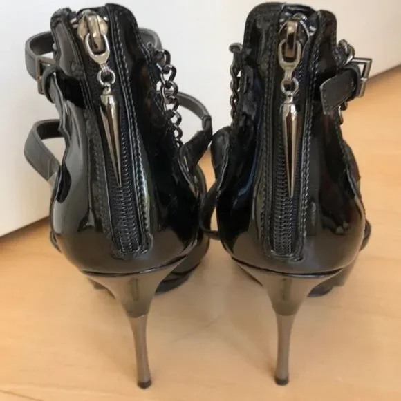 Rock & Republic Strappy Chain High Heel Sandals - Picture 4 of 6